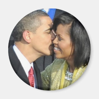 Imán Beso de inauguración
