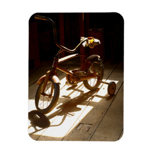 Imán Bicicleta de niño en el antiguo molino de grano