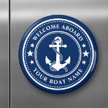Imán Bienvenida a bordo nombre barco Anchor Stars Naval<br><div class="desc">Un imán elegante azul marino y blanco con un ancla náutica personalizado con estrellas y tu texto personalizado de "Welcome Aboard" y Tu nombre de barco u otro texto deseado. Personalizar con tu color de fondo favorito y mucho más. Hace un gran regalo para cualquier ocasión.</div>