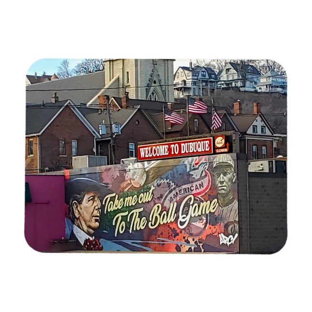Imán Bienvenidos a Dubuque, Rótulo de Iowa con banderas (Horizontal)