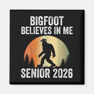 Imán Bigfoot Cree En Me Senior 2026 Sasquatch Gradu