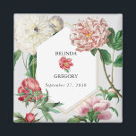 Imán Boda de flores de color rosa de tonos blancos rosa<br><div class="desc">Una hermosa acuarela de color rosa y blanco peonías diseño boda de flores con marco geométrico oro. Un diseño único que utiliza flores de peonía botánica vintage en tonos rosa y blanco. Un elegante diseño floral de peonías rosadas y blancas con un toque de vegetación. Un marco geométrico de moda...</div>