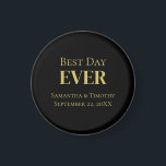 Imán Boda del mejor día de oro negro personalizado<br><div class="desc">Personalice estos favoritos de Best Day Every Boda Black Gold Magnet. Disponible en redondo y cuadrado y de tres tamaños diferentes. Ideal para la recepción de bodas,  la despedida de soltero,  la despedida de soltero,  las duchas de novias y la cena de ensayo.</div>