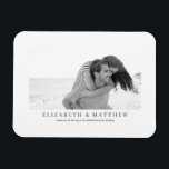 Imán Boda| Elegante foto Personalizado moderna<br><div class="desc">Este diseño es una plantilla sencilla,  elegante y moderna. Agregar fotos de personalizado</div>