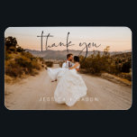 Imán Boda fotográfico de entubación manual gracias post<br><div class="desc">A todos les encantará recibir este hermoso boda gracias imán con una impresionante imagen de su día de bodas. ¡personalizar fácilmente este imán con tu foto boda favorita! Fotografía por: Kept Record Record Photography www.keptrecord.com</div>