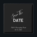 Imán Boda Minimalista blanca y negra salva la fecha<br><div class="desc">.: Boda Minimalista guardar-el=fecha con un bonito fondo negro y un contraste de tipo blanco .: personalizable completo- cambiar el texto,  tipo de letra,  tamaño del tipo de letra y color del tipo de letra. .: Artículos de coordinación disponibles .: Diseño disponible también en otros colores.</div>