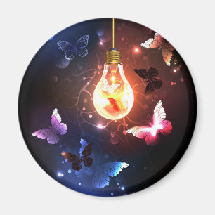 Imán Bombilla brillante con mariposas nocturnas