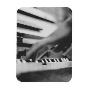 Imán Bonita obra de piano