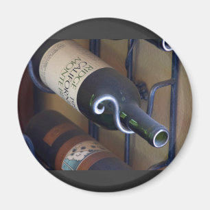 Imán Botellas de vino en un estante
