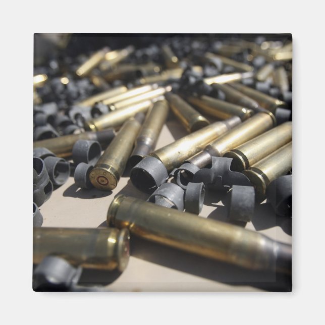 Imán Brass gastado y enlaces desintegrados (Frente)