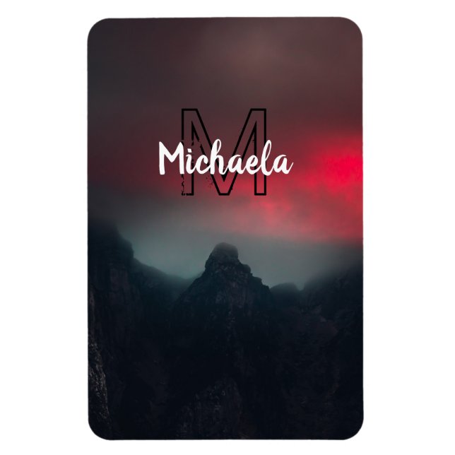 Imán Burning clouds, fog and mountains monogram in sky (Vertical)