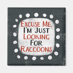 Imán Buscando Raccoons Refrigerator Magnet