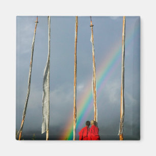 Imán Bután, pueblo de Gangtey, arcoiris sobre dos