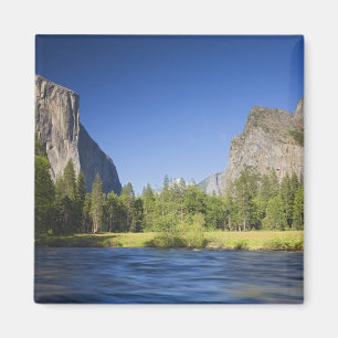 Imán CA, Yosemite NP, Valley view con El Capitan,