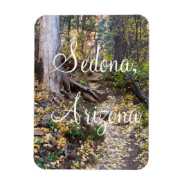 Imán Caer en la ruta West Fork en Sedona, Arizona