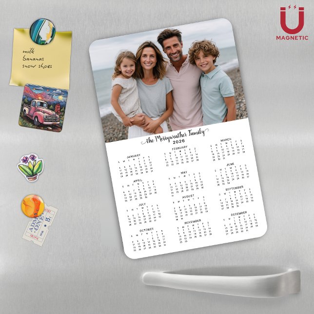 Imán Calendario de fotos personalizado moderno de 2026 (2026 Modern Personalized Photo Calendar Magnet)