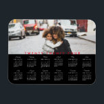 Imán Calendario fotográfico simple de tipografía de mod<br><div class="desc">Este imán de calendario personalizado es perfecto para planificar eventos mensuales próximos. Con una tipografía moderna y moderna de moda y añade tu propia foto. Añada la redacción de su personalizado a este diseño utilizando los cuadros "Editar esta plantilla de diseño" en el lado derecho del elemento o haga clic...</div>
