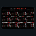 Imán Calendario mensual de 2025 Año clásico blanco negr<br><div class="desc">Este imán flexible del calendario mensual de 2025 muestra los días de la semana de cada mes en rojo clásico y de aspecto profesional y blanco sobre negro. Este es un calendario anual simple, minimalista y audaz para ayudarle a conquistar el nuevo año. Saber siempre qué fecha es y comprobar...</div>