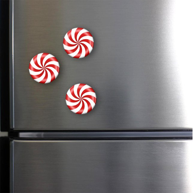 Imán Candy Swirl (Add some Holiday cheer to your fridge with peppermint candy magnets.)
