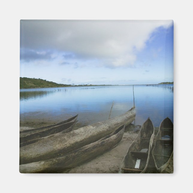 Imán Canoas en la playa, Antananarivo, Madagascar (Frente)