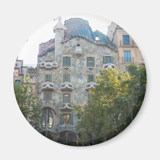Imán Casa de estilo Gaudí en Barcelona (Frente)