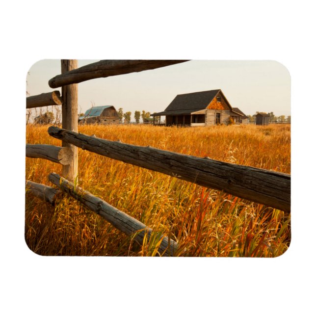 Imán Casa De Granjas Y Alambrada De Ferrocarril En Gran (Horizontal)