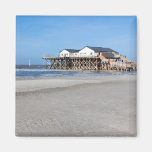 Imán Casa sobre pilotes en la playa de San Pedro Ording