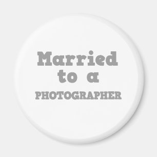 IMÁN CASADA CON UN FOTÓGRAFO