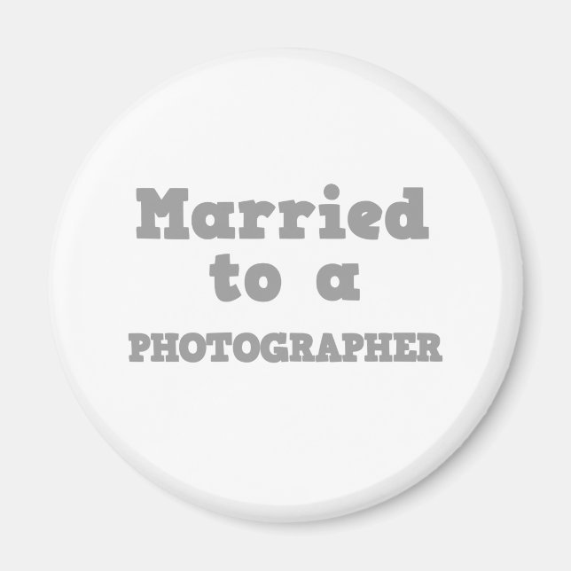 IMÁN CASADA CON UN FOTÓGRAFO (Frente)