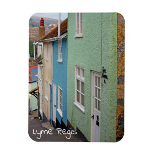Imán Casas coloridas, Lyme Regis, Dorset, Inglaterra