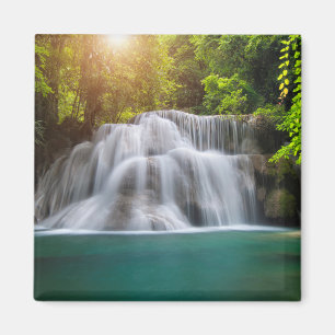 Imán Cascada el Kanjanaburi Tailandia de Erawan