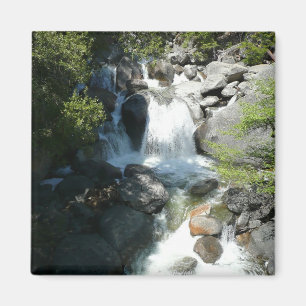Imán Cascada en el Parque Nacional Yosemite