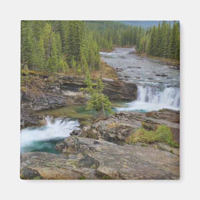 Imán Cascada En Las Montañas Rocosas De Canadá (Frente)