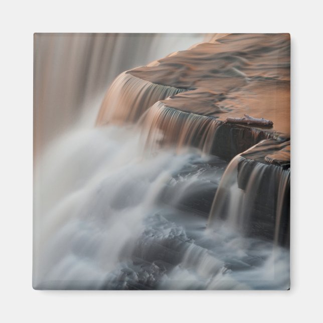 Imán Cascada Kakabeka de cerca (Frente)