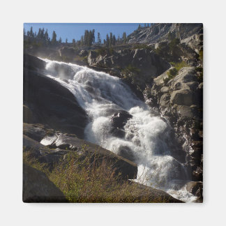 Imán Cascada Tokopah II en el Parque Nacional Sequoia