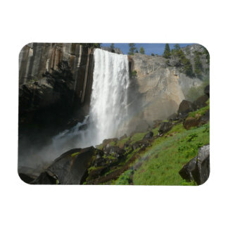 Imán Cascada Vernal I en el Parque Nacional Yosemite