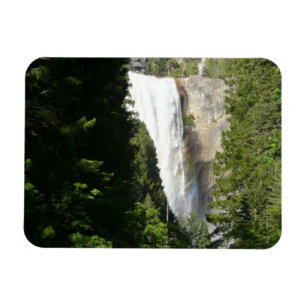 Imán Cascada Vernal II en el Parque Nacional Yosemite