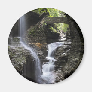 Imán Cascadas en la cañada de Watkins, NY