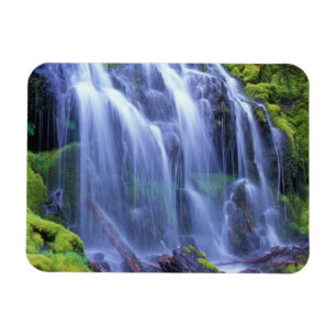 Imán Cascadas Proxy en las montañas Cascade central de