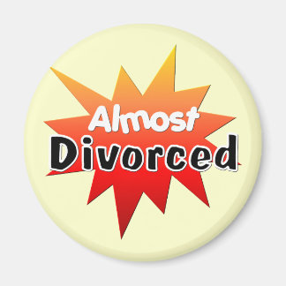 Imán Casi divorciado