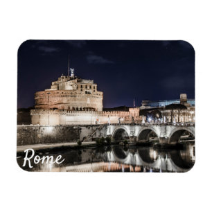 Imán Castel Sant Angelo de noche en Roma