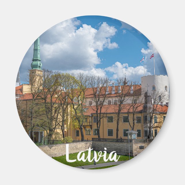 Imán Castillo Riga en Riga, Letonia (Frente)