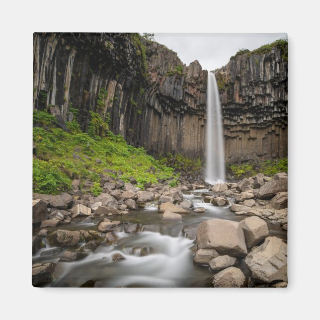 Imán Cataratas | Cascada Svartifoss, Islandia meridiona (Frente)