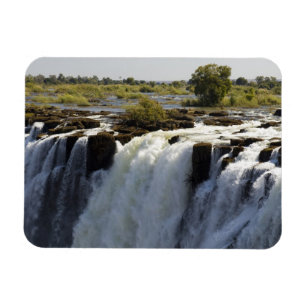 Imán Cataratas Victoria, río Zambesi, Zambia. 2