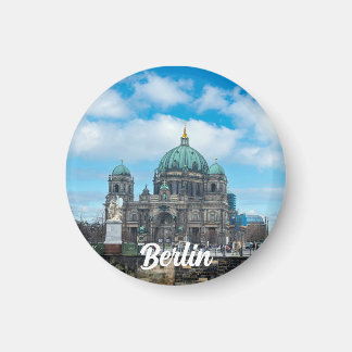 Imán Catedral de Berlín y torre de televisión en Berlín
