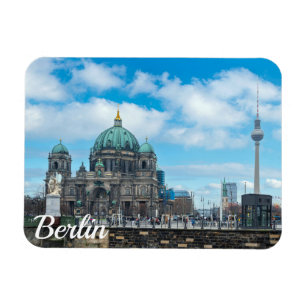 Imán Catedral de Berlín y torre de televisión en Berlín