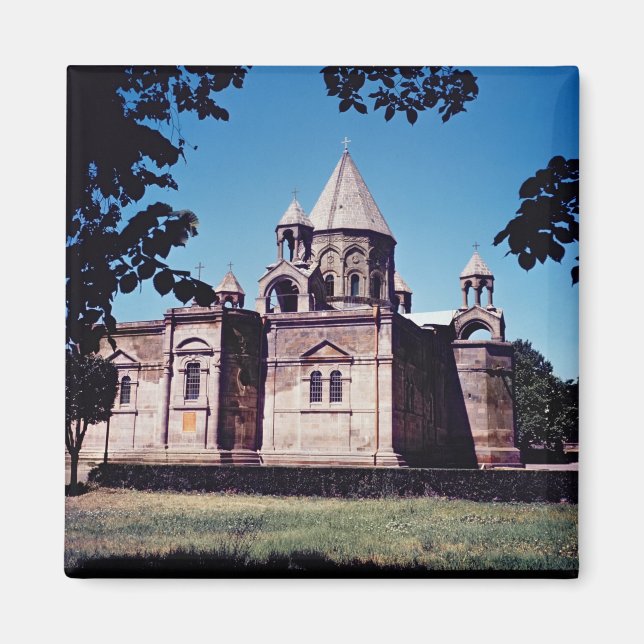 Imán Catedral del Exterior de Etchmiadzin (Frente)