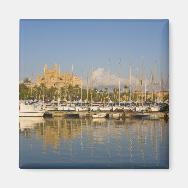 Imán Catedral y marina, Palma, Mallorca, España (Frente)