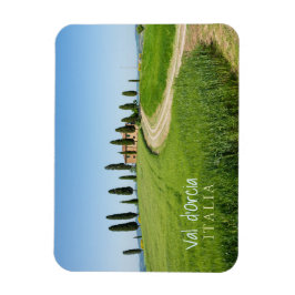 Imán Chalet de campo con cipreses en la Toscana