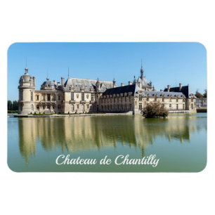 Imán Chateau de Chantilly con reflexión en el lago
